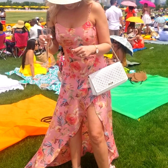 Meet your Posher, Ms. jl - Picture 1 of 1